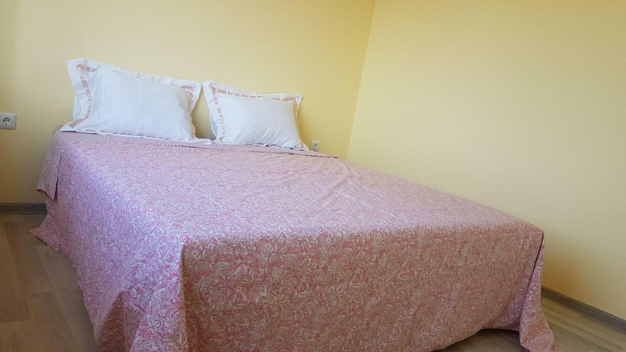 Malavi Guest House Krasen! Comfort&Clean! Екстериор снимка